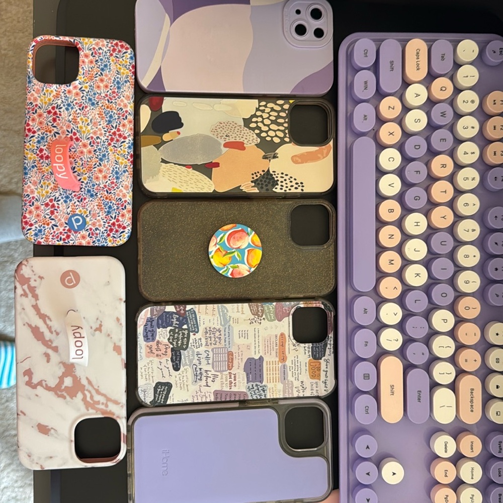 iPhone 13 Loopy Phone Case